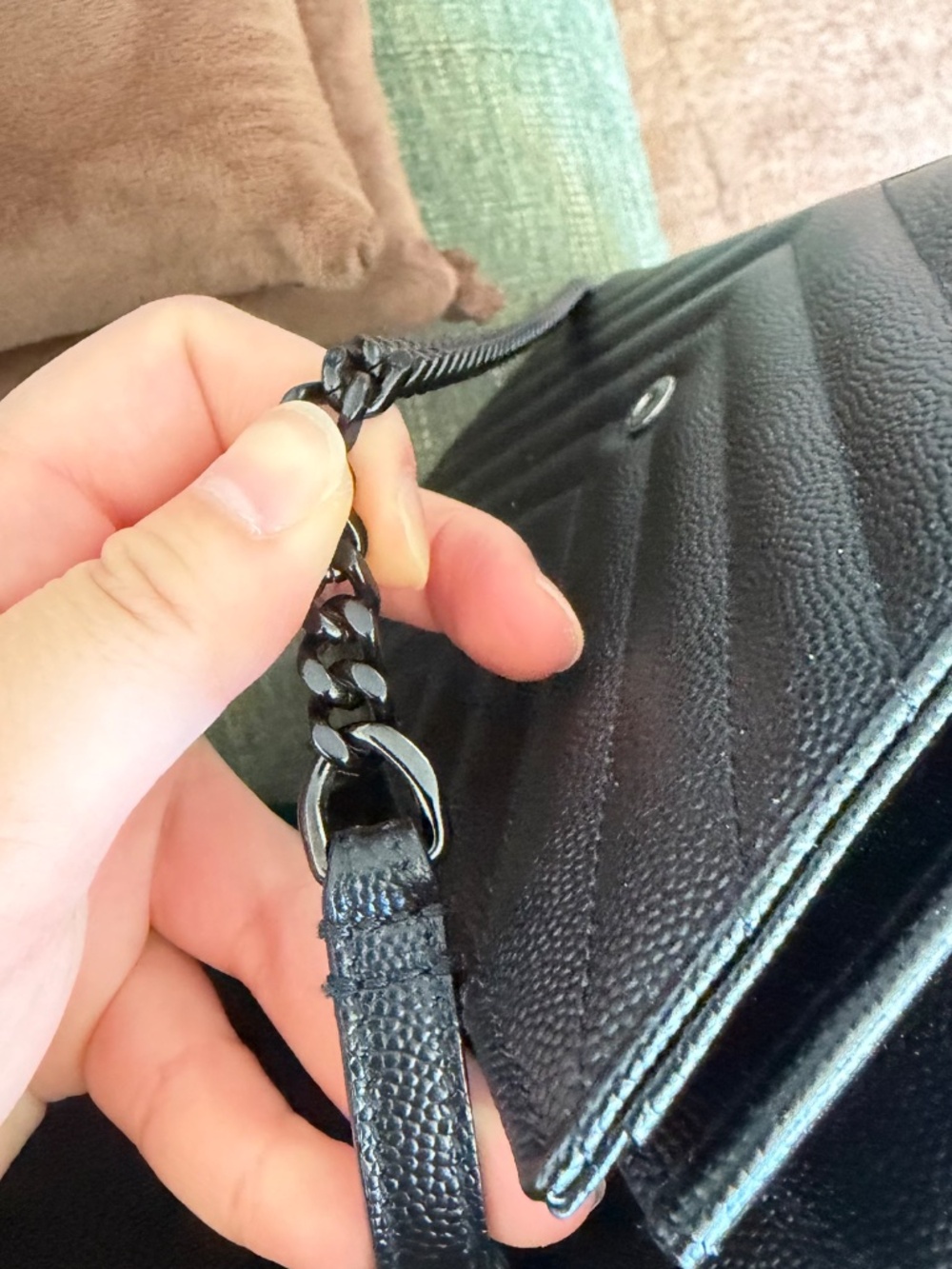 YSL Designer Wallet on Chain - Picture 5 of 5